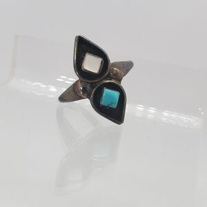 Sterling Silver Elliot Gasper Zuni Ring Size 6.75 Torquoise and Mother of Pearl